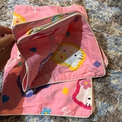 新品）キティ　枕カバーの画像