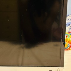 パナソニック32インチテレビと東芝32インチテレビの画像