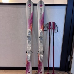 キッズ、スキー板、ストック、ブーツ3点セットの画像