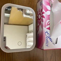 ライト付 鏡の画像