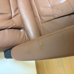 【無料】リクライニング・フットレスト付き 快適オフィスチェア（茶色）0円の画像