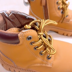 ハイカットブーツ16.5の画像