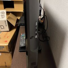 Panasonic 32型テレビ VIERA (TH-32E300) リモコン付の画像