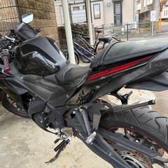 バイク　ヤマハyzf-r25の画像