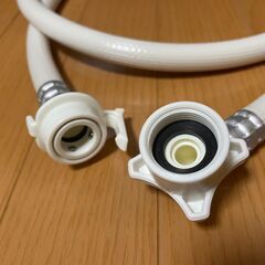 【新品】洗濯機用　給水ホース　2mの画像