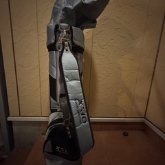 ゼクシオ　キャディーバックの画像