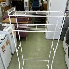 【リサイクルショップ ピカソ 小松原】🌈✨伸縮式ランドリーラック✨洗濯機ラック✨ホワイト✨★7810★の画像