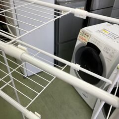 【リサイクルショップ ピカソ 小松原】🌈✨伸縮式ランドリーラック✨洗濯機ラック✨ホワイト✨★7810★の画像