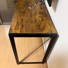 【無料・引取限定】シンプルデザインのワークデスク（0円）の画像