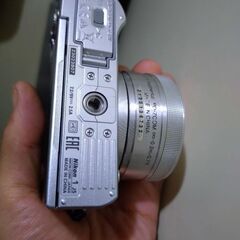 完全動作品 Nikon 1 J5 ＋ NIKKOR 10-30mm 1:3.5-5.6 VR の画像