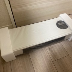 壁掛け式 コンパクト ヒーター ファン 扇風機の画像