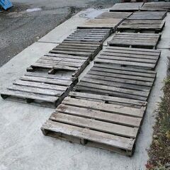 取引中★木製パレット 不揃い 破損 汚れ 薪用 腐食 使用感等 有りの画像