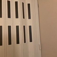 定価4万円 
間仕切りドアの画像