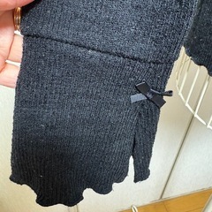 黒袖口可愛いの画像