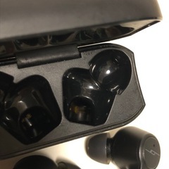 【中古品】JPRiDE TWS-520 ワイヤレスイヤホン ブラック 電子機器の画像