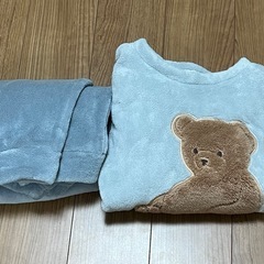 GU マシュマロフィールクルーネックセット わかいい　熊　ルームウェア　パジャマの画像