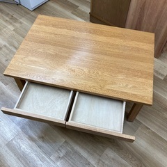 【軽トラ90分貸し出しサービス】無印良品　ローテーブル　引き出し付　オーク材の画像