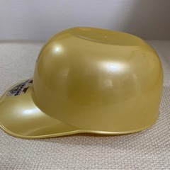 東京ヤクルトスワローズ 2022 リーグ優勝記念 ゴールド ヘルメットの画像