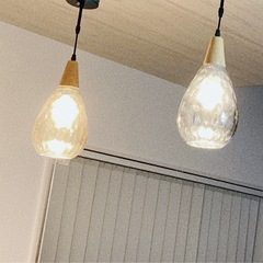 【連絡お待ちしてます】ペンダントライト ZEKOO吊下げ照明　3つ ありますの画像