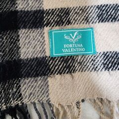 fortuna valentinoストール　マフラーの画像