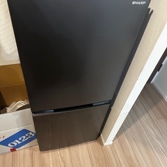 SHARP 冷蔵庫の画像