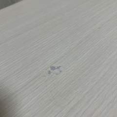 ホワイトサイドテーブルの画像