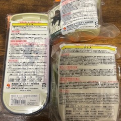 新品未使用未開封 恐竜柄 お弁当箱 コップ 箸・スプーン・フォークセットの画像