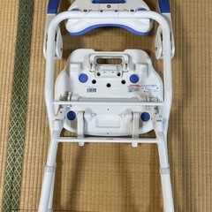 折りたたみ式介護用風呂椅子　安寿の画像