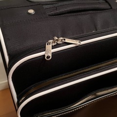 キャリーバッグ の画像