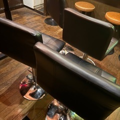 黒カウンターチェア4脚セット
の画像