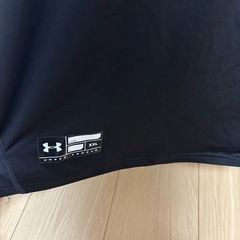 アンダーアーマー野球シャツの画像
