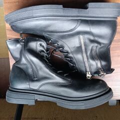 新品 24.5cm レディース ブーツ ブラック 厚底 シューズ ショートブーツ 識別番号:【B221-Z】の画像