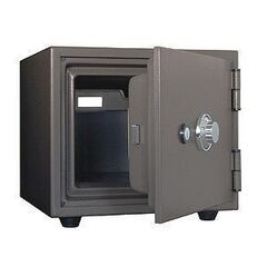 大きな金庫、古い金庫、金庫開錠は 【金庫開錠の生活レスキュー隊 ...