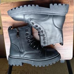 新品 22.5cm レディース ブーツ ブラック 厚底 シューズ 識別番号:【B011-S】の画像