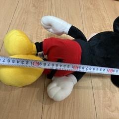 ミッキーマウス　ぬいぐるみ　UFOキャッチャーの画像