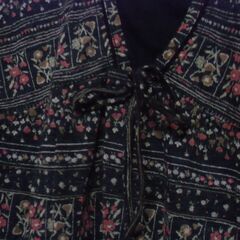 日本製 黒の花柄長袖 トップス （サンレディールック）お譲りします。の画像