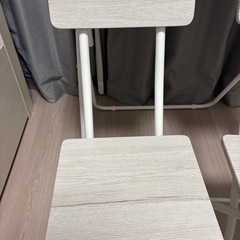 折りたたみ椅子セットの画像
