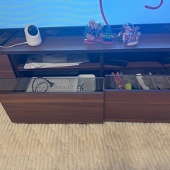 テレビ台の画像