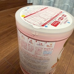 はいはい ミルク缶 810g
の画像