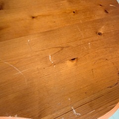 天然木のローテーブルの画像