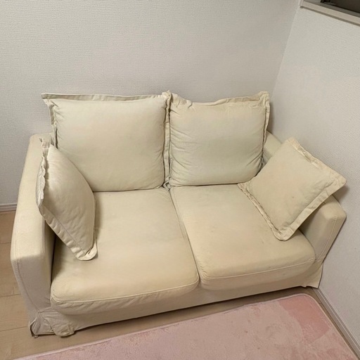 2人掛けソファ 座面広め クッション付き (まね) 六会日大前のソファ《2