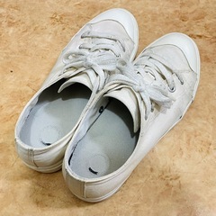 【無印良品】スニーカー 白 23cmの画像