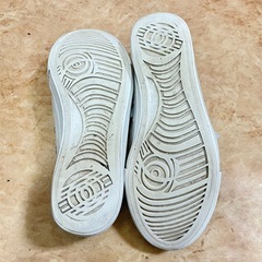 【無印良品】スニーカー 白 23cmの画像