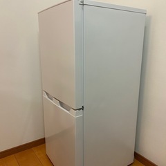 MAXZEN冷蔵庫ホワイト121Lの画像