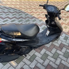 令和8年自賠責、バッテリ新品　アドレスV125 ブラック スクーター　大阪 直接引き取りのみ　ジャンク　追記有の画像