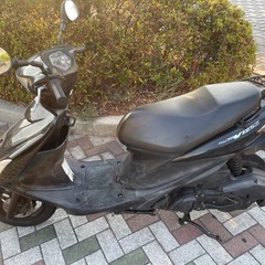 令和8年自賠責、バッテリ新品　アドレスV125 ブラック スクーター　大阪 直接引き取りのみ　ジャンク　追記有の画像