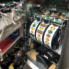 グレートキングハナハナ パチスロ実機の画像