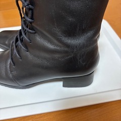 無料！どなたか履ける方に！　黒ブーツ　22.5かSの画像