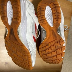 教育シューズ　25cmの画像