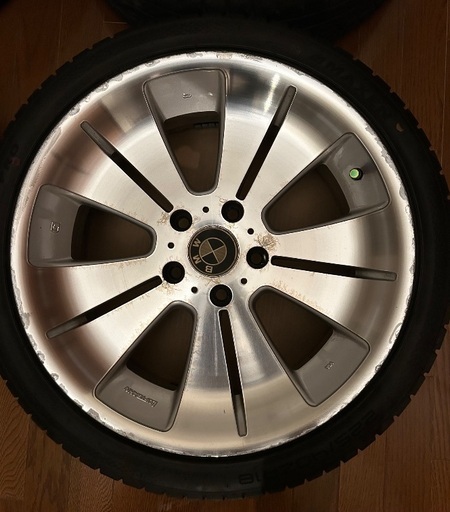 18インチ　タイヤホイールセット　タイヤほぼ新品　値段交渉可